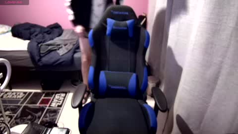 Larese Carlo online show from December 2024 04:19:01 AM