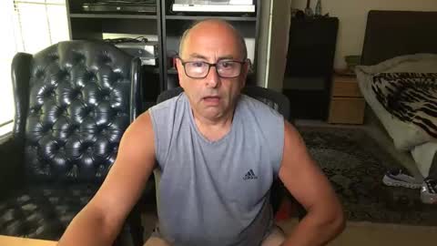 daddy vegas  for single women and couples here online show from June 2026 10:49:02 PM