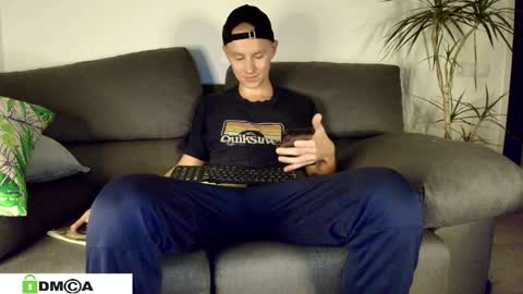 Snapshot of 696frank chatting on February 2025 07:19:02 PM chico online show from February 2025 07:19:02 PM