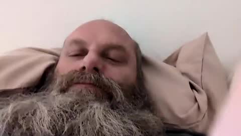 Snapshot of 69singledad79 chatting on February 2025 04:08:01 PM 69singledad79 online show from February 2025 04:08:01 PM