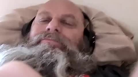 Snapshot of 69singledad79 chatting on February 2025 09:17:01 PM 69singledad79 online show from February 2025 09:17:01 PM