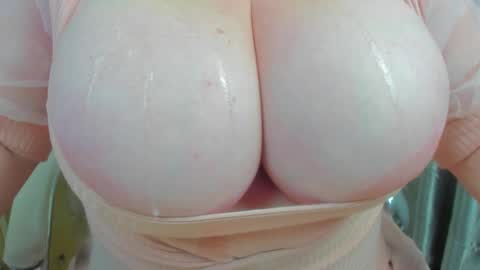 Snapshot of 777_brendi_777 chatting on December 2024 12:27:02 PM Brendi online show from December 2024 12:27:02 PM