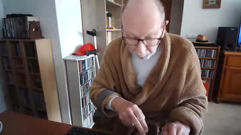  Papi  online show from February 2026 11:02:02 AM