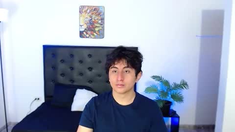 zyan online show from December 2025 01:53:01 PM