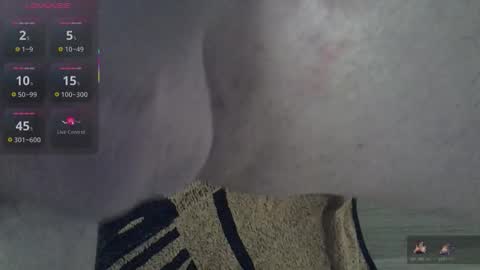 Maximilian Max online show from December 2025 06:21:02 AM