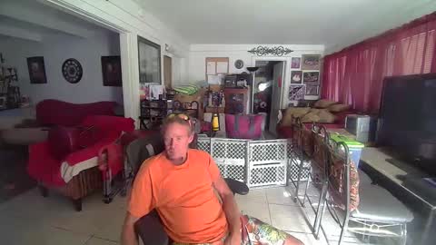 Snapshot of 86406stud chatting on September 2025 11:39:02 PM 86406stud online show from September 2025 11:39:02 PM