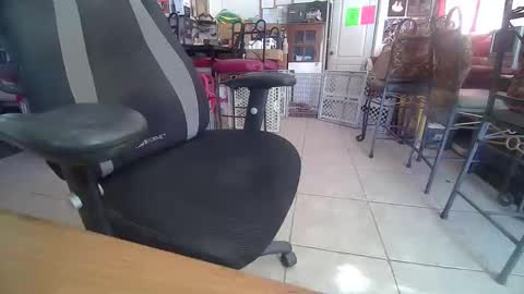 Snapshot of 86406stud chatting on October 2025 07:05:02 PM 86406stud online show from October 2025 07:05:02 PM