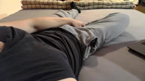 Snapshot of 87johnny chatting on December 2024 10:31:01 PM 87johnny online show from December 2024 10:31:01 PM