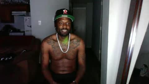 Snapshot of 8double1trouble6 chatting on October 2025 01:44:02 AM NoFaceNoCase online show from October 2025 01:44:02 AM