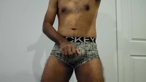 Snapshot of 8inch_desi chatting on October 2025 10:33:01 PM 8inch_desi online show from October 2025 10:33:01 PM