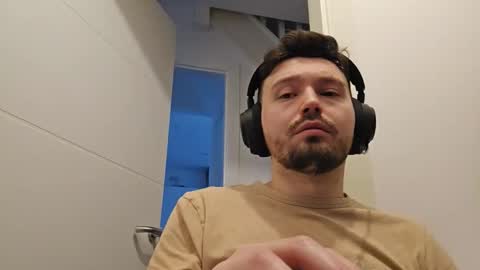 8inchdude93 online show from March 2026 08:38:01 AM