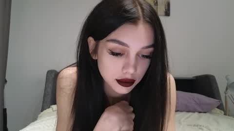 KARINA online show from April 2026 10:36:01 AM