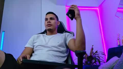 Snapshot of _0324 chatting on February 2026 08:07:02 AM rick online show from February 2026 08:07:02 AM