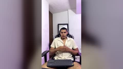 Snapshot of _0324 chatting on February 2026 08:33:02 AM rick online show from February 2026 08:33:02 AM