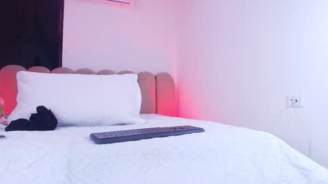 Snapshot of _abby_rouss chatting on November 2025 03:06:01 AM abby rouss online show from November 2025 03:06:01 AM