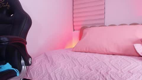 Snapshot of _abby_rouss chatting on November 2025 03:06:01 AM abby rouss online show from November 2025 03:06:01 AM