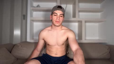 _aesthetic online show from September 2025 08:33:01 PM