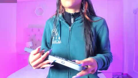 Agatha online show from November 2025 04:14:02 AM