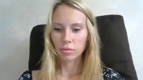 Snapshot of _alex1819 chatting on September 2025 11:01:02 AM _alex1819 online show from September 2025 11:01:02 AM