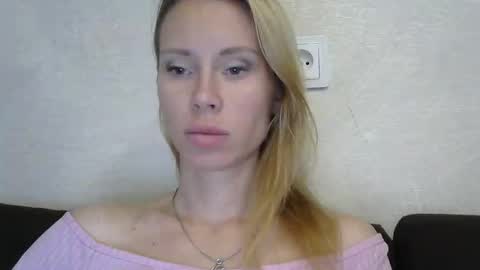 Snapshot of _alex1819 chatting on October 2025 07:09:02 AM _alex1819 online show from October 2025 07:09:02 AM