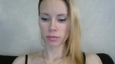 Snapshot of _alex1819 chatting on February 2026 07:02:01 AM _alex1819 online show from February 2026 07:02:01 AM