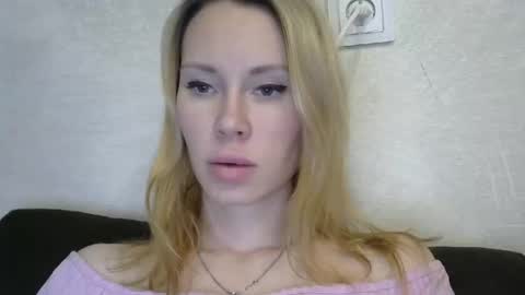 Snapshot of _alex1819 chatting on February 2026 11:05:02 AM _alex1819 online show from February 2026 11:05:02 AM