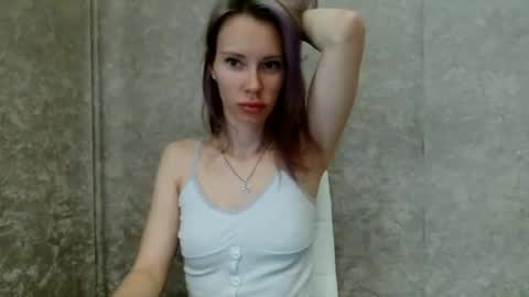 _alex1819 online show from May 2026 07:05:01 AM