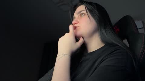 Snapshot of _alicebliss chatting on February 2026 07:23:01 PM Alice online show from February 2026 07:23:01 PM