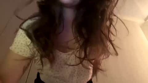 _alyson online show from February 2025 03:59:02 AM