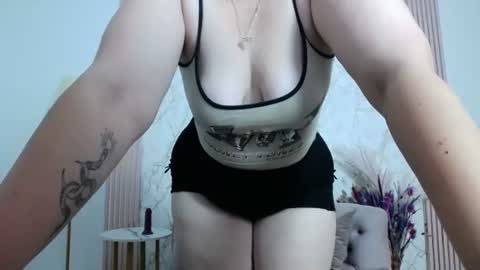  AmberMuse  online show from July 2026 12:44:01 PM