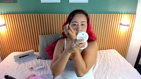 Snapshot of _anavictoria_ chatting on January 2025 06:28:01 PM Ana Victoria online show from January 2025 06:28:01 PM