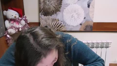 Anna online show from December 2024 08:59:01 AM