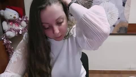 Anna online show from December 2024 07:40:01 AM