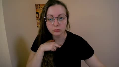 Anna online show from March 2025 07:21:02 AM