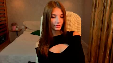 Ana online show from November 2025 02:33:01 AM