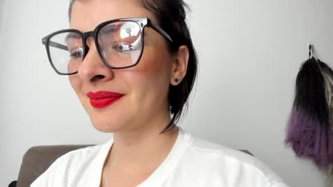 antonia online show from January 2025 11:35:02 PM