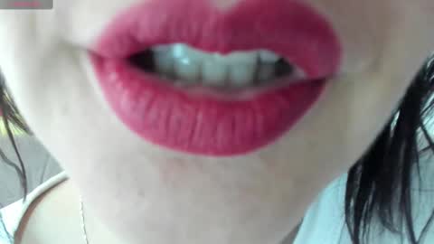 antonia online show from March 2025 12:55:01 PM