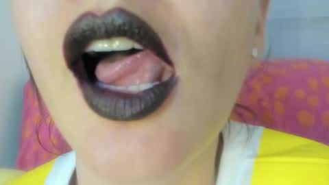 antonia online show from July 2026 09:52:02 PM