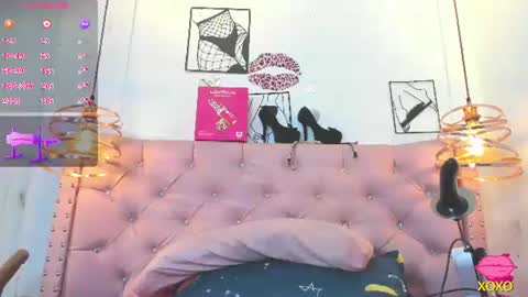 Snapshot of _antonella_11 chatting on June 2026 11:17:02 PM _antonella_11 online show from June 2026 11:17:02 PM