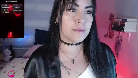 Snapshot of _any_ducan_ chatting on July 2026 09:47:02 AM Angie online show from July 2026 09:47:02 AM
