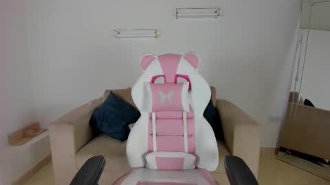    online show from September 2025 12:16:01 PM