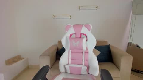    online show from September 2025 12:16:01 PM