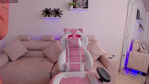    online show from June 2026 07:12:02 PM