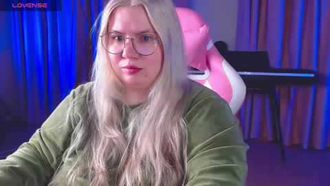 Snapshot of _ariaakashi_ chatting on February 2025 02:31:02 PM _ariaakashi_ online show from February 2025 02:31:02 PM