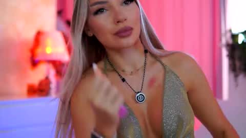 Arielle online show from November 2025 09:32:01 AM