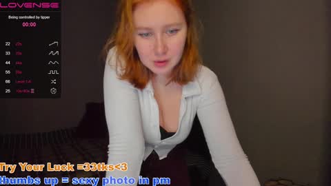 Snapshot of _aurareflection chatting on December 2024 08:40:02 PM hello im Lira online show from December 2024 08:40:02 PM