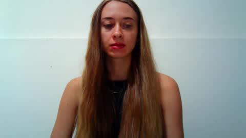 _aurora_sweet online show from September 2025 07:55:02 AM