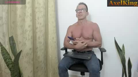 Axel online show from July 2026 01:52:01 AM