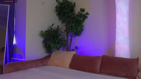 Jess online show from April 2026 03:26:01 AM