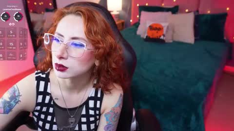 Sofia online show from October 2025 12:45:01 PM